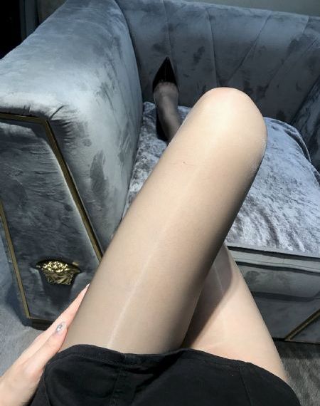 日韩爽片在线_HD免费观看