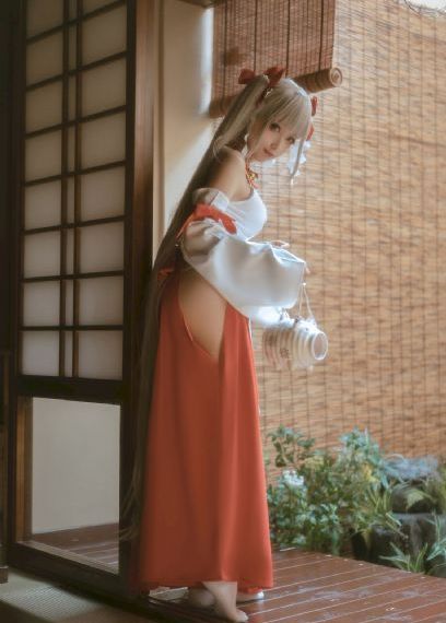 新任女老师电影_720高清在线